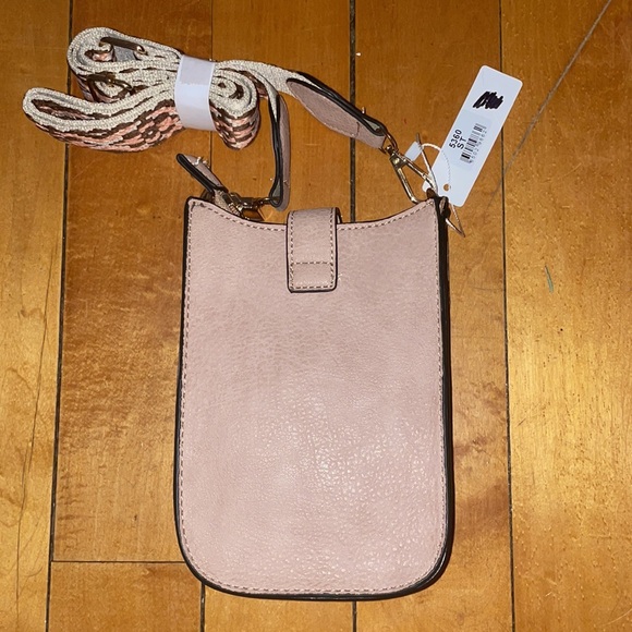 NWT crossbody bag - Picture 2 of 4